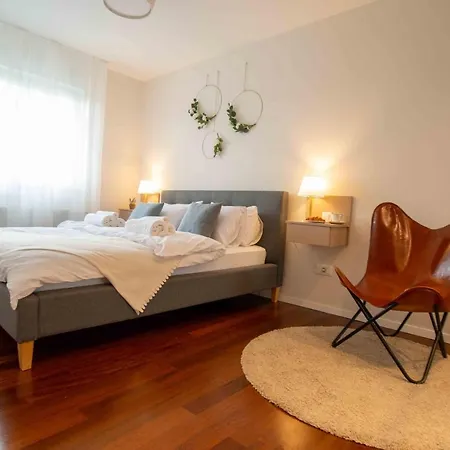 Apartman Into The Blue Kostrena