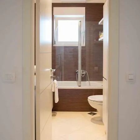 Apartman Into The Blue Kostrena